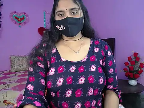 Hot Maleka online show from 02/24/26, 04:27