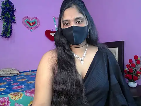 Hot Maleka online show from 03/28/26, 04:28