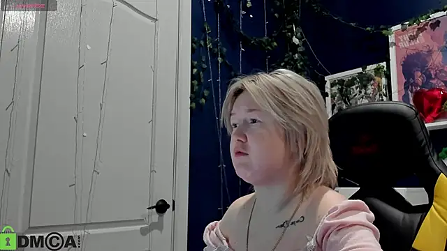 Sara Robinson online show from 05/13/26, 03:37