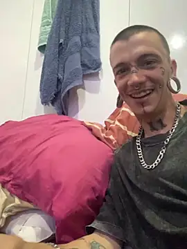 Snapshot of Seebohm1111 chatting on 12/28/24, 12:57 Seebohm1111 online show from 12/28/24, 12:57