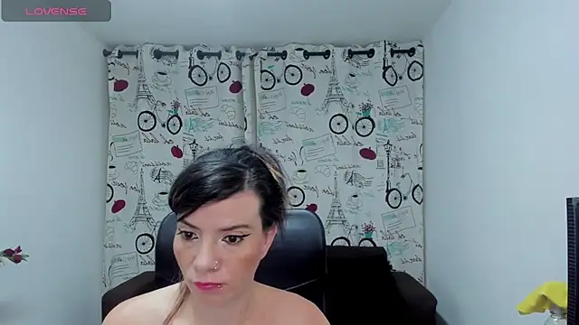 DanaaRey online show from 11/02/25, 12:18