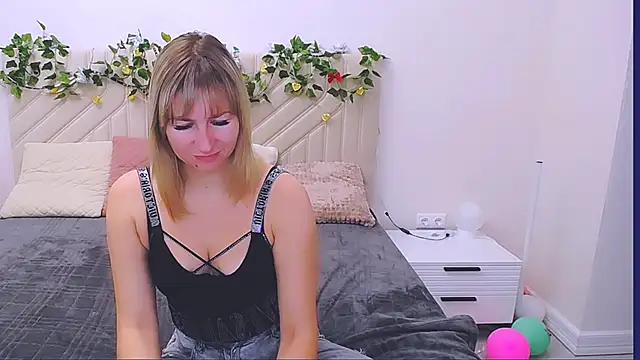 Incredible Ariela online show from 09/16/25, 05:41