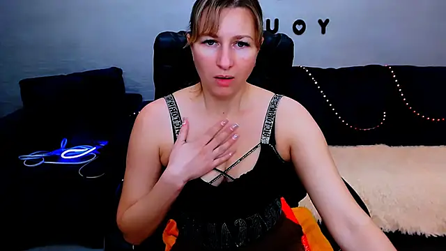 Incredible Ariela online show from 09/28/25, 03:50