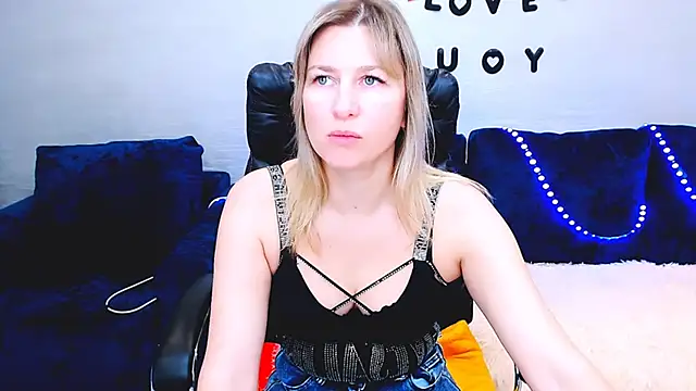 Incredible Ariela online show from 10/07/25, 09:50