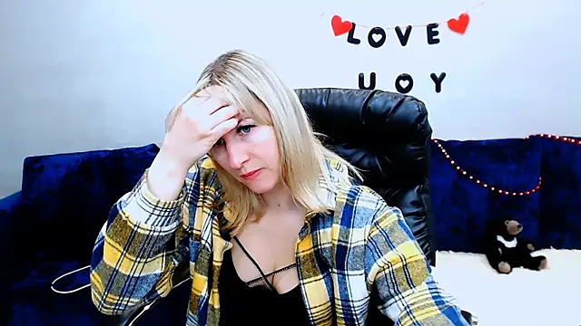 Incredible Ariela online show from 11/20/25, 08:14