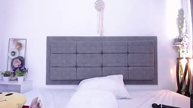 Vicky Love  online show from 03/11/25, 02:29