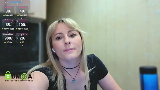 Snapshot of Smoorodinkaa chatting on 04/11/26, 06:12 Smoorodinkaa online show from 04/11/26, 06:12