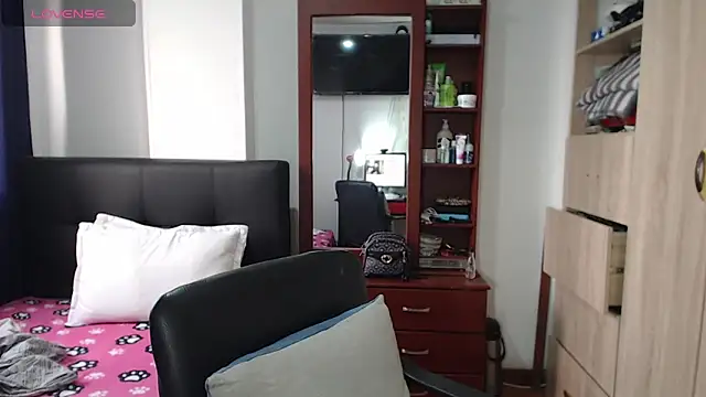 miia-big1boobs  online show from 02/04/25, 10:34