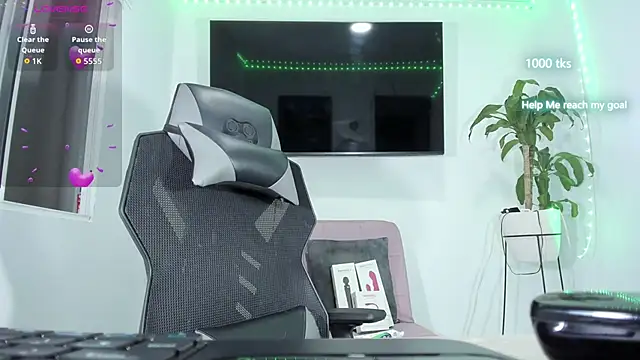 emily palmeer online show from 11/27/25, 10:39