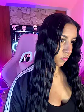 Snapshot of Tamara_Roberts1 chatting on 10/20/25, 11:49 Tamara Roberts1 online show from 10/20/25, 11:49