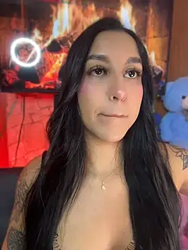 Snapshot of Tamara_Roberts1 chatting on 07/26/26, 02:20 Tamara Roberts1 online show from 07/26/26, 02:20