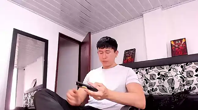 setsuna10 online show from 12/18/24, 09:51