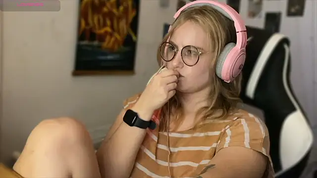 JacyWinslat online show from 09/11/25, 06:19