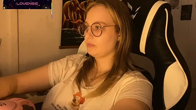 JacyWinslat online show from 10/08/25, 06:05