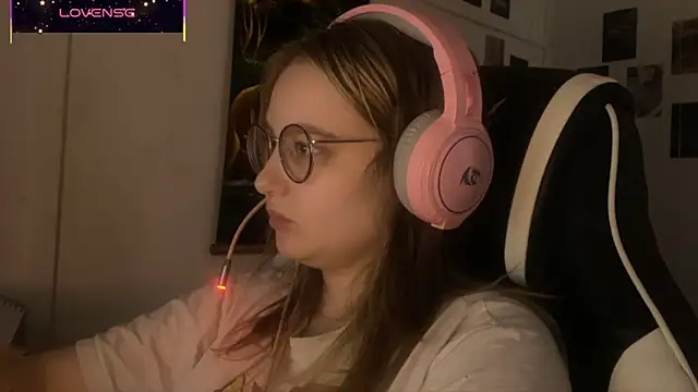 JacyWinslat online show from 10/10/25, 02:27