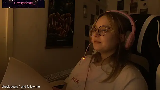 JacyWinslat online show from 10/29/25, 03:03