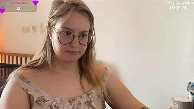 JacyWinslat online show from 02/18/26, 09:49