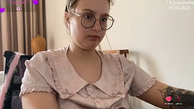 JacyWinslat online show from 04/14/26, 09:59