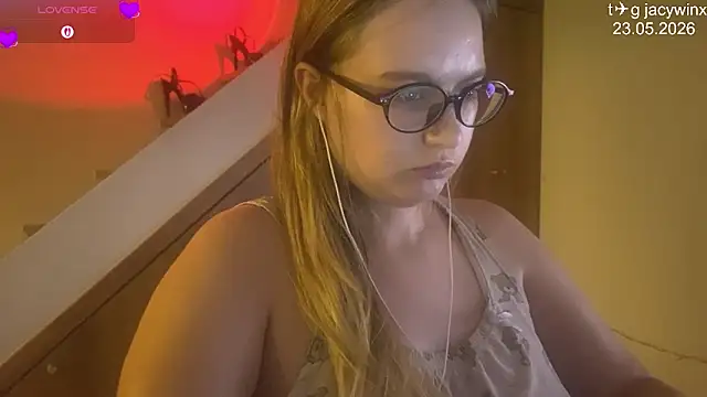 Snapshot of JacyWinslat chatting on 05/23/26, 10:03 JacyWinslat online show from 05/23/26, 10:03