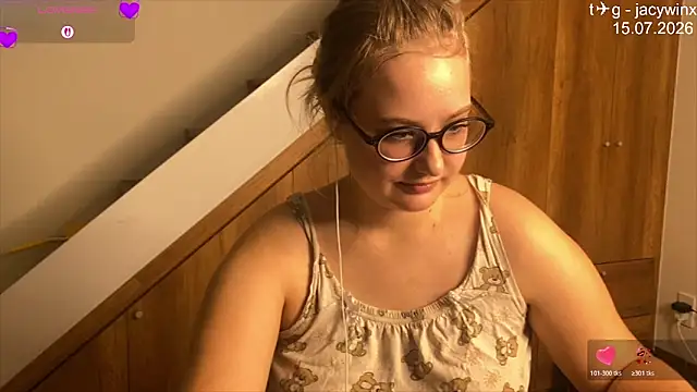 Snapshot of JacyWinslat chatting on 07/15/26, 08:47 JacyWinslat online show from 07/15/26, 08:47