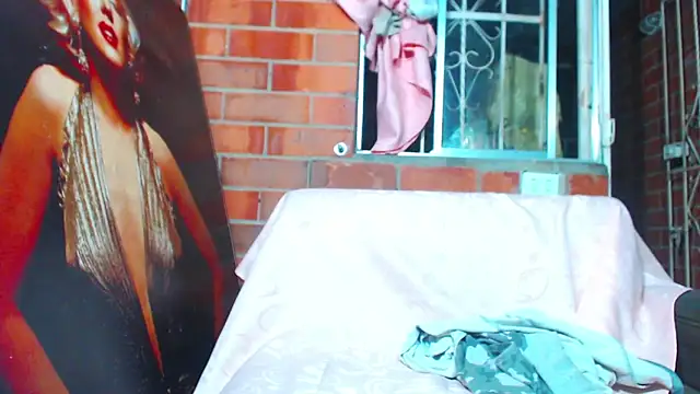 Snapshot of DOMINANTE_KLOE_ chatting on 12/09/24, 02:56 DOMINANTE KLOE online show from 12/09/24, 02:56