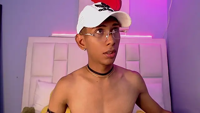 Nick Collins18 online show from 02/06/26, 08:23