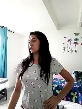 Snapshot of Sahana_Ashiika chatting on 03/17/25, 12:35 Sahana Ashiika online show from 03/17/25, 12:35