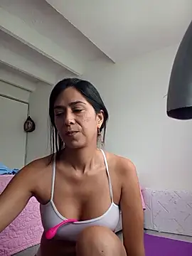 Snapshot of Sahana_Ashiika chatting on 04/19/26, 06:10 Sahana Ashiika online show from 04/19/26, 06:10