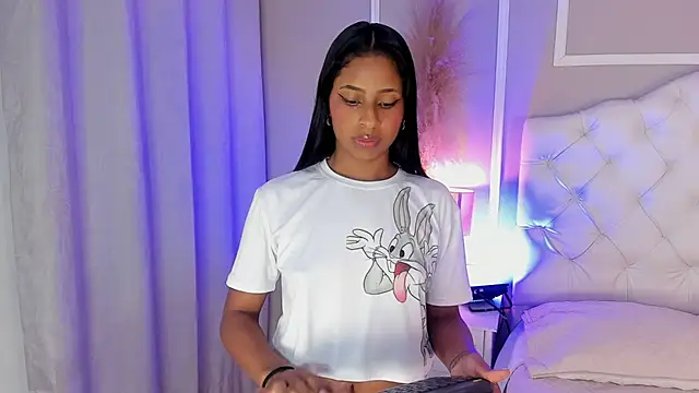 Snapshot of evelyn_evony chatting on 12/24/24, 06:22 evelyn evony online show from 12/24/24, 06:22