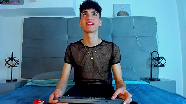 NeoRaptis online show from 02/15/25, 08:01