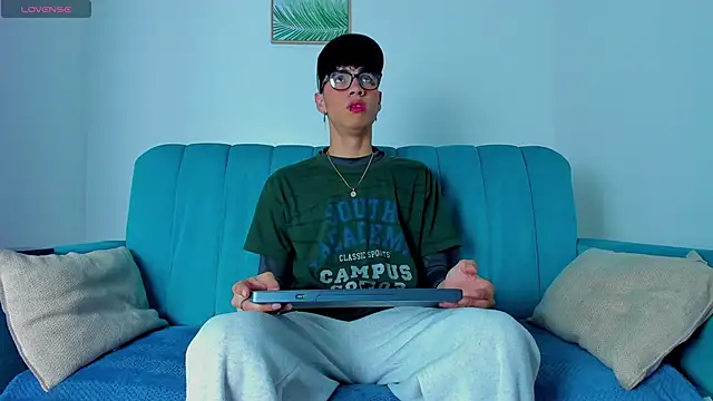 NeoRaptis online show from 03/18/25, 08:15