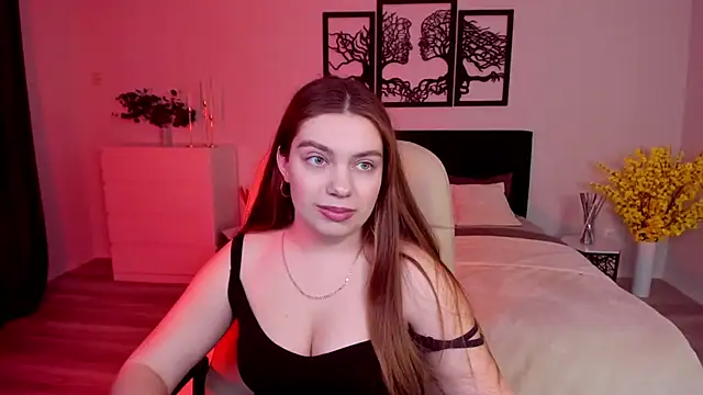 DaniellaLovely online show from 02/04/25, 12:00