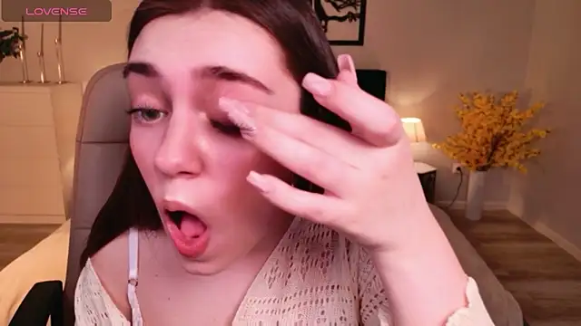 DaniellaLovely online show from 02/16/26, 11:28