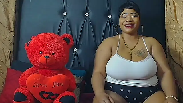 Snapshot of HUMONGUOUSTITSS chatting on 10/07/25, 04:15 HUMONGUOUSTITSS online show from 10/07/25, 04:15