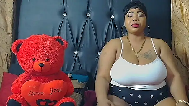 Snapshot of HUMONGUOUSTITSS chatting on 10/08/25, 04:04 HUMONGUOUSTITSS online show from 10/08/25, 04:04