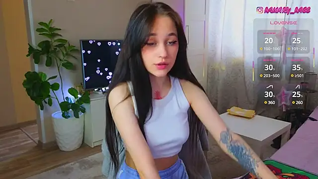 Snapshot of MaryRace chatting on 03/13/25, 11:30 MaryRace online show from 03/13/25, 11:30