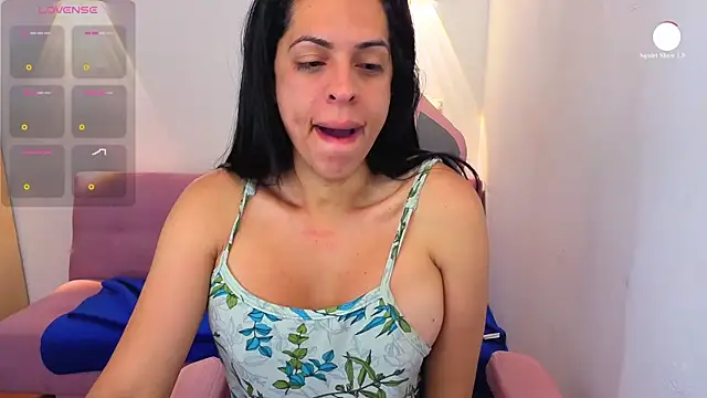 Snapshot of vittorialombardi__ chatting on 01/10/26, 07:10 vittorialombardi online show from 01/10/26, 07:10