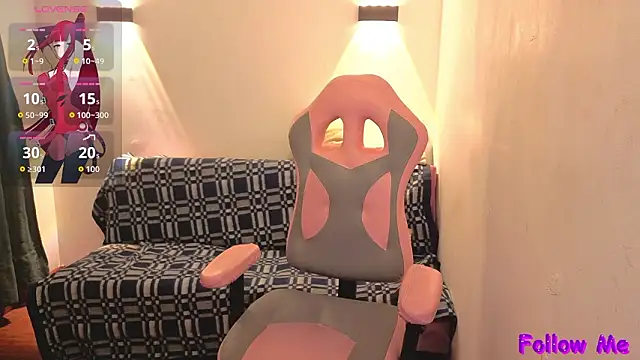 Snapshot of vittorialombardi__ chatting on 02/17/26, 07:16 vittorialombardi online show from 02/17/26, 07:16