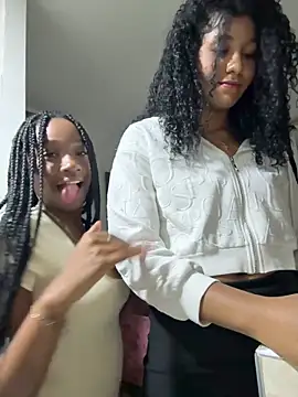 EscorpiLeoncita online show from 03/08/26, 03:54