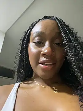 EscorpiLeoncita online show from 04/17/26, 05:10