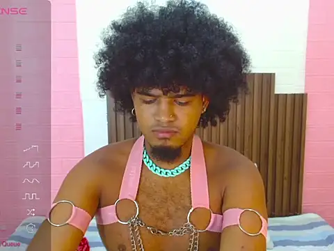 Snapshot of JaicobRuneer chatting on 09/18/25, 01:18 JaicobRuneer online show from 09/18/25, 01:18