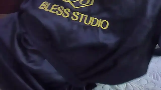 Snapshot of TiaraRosse chatting on 02/21/25, 03:10 TiaraRosse online show from 02/21/25, 03:10