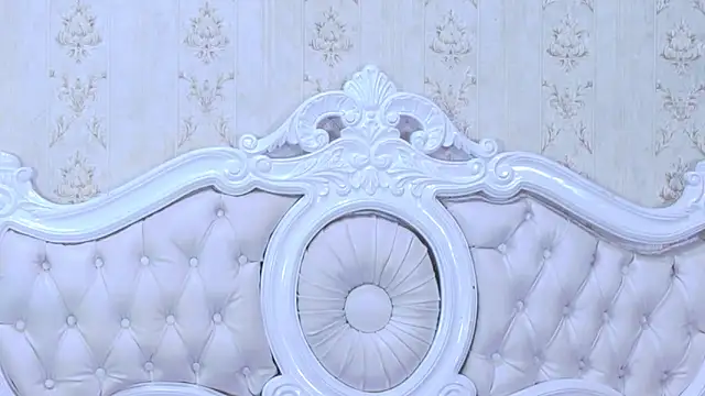 Snapshot of TiaraRosse chatting on 11/22/25, 01:32 TiaraRosse online show from 11/22/25, 01:32