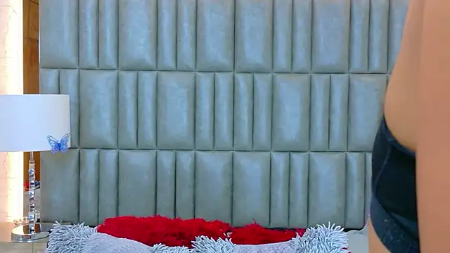 TiaraRosse online show from 03/03/26, 12:33