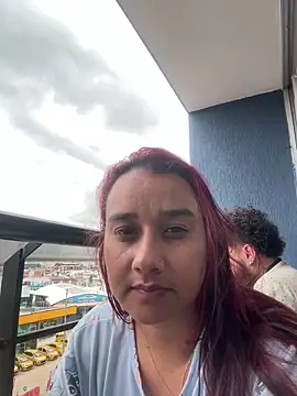 Snapshot of Cafeziitha02 chatting on 10/21/25, 05:24 Cafeziitha02 online show from 10/21/25, 05:24