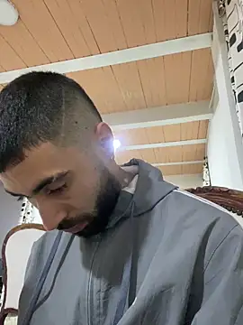 macg96 online show from 12/22/25, 05:15