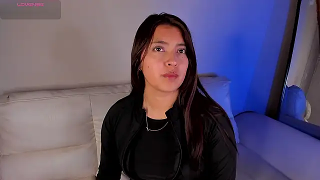 Snapshot of Rebeca_Williams_ chatting on 03/10/26, 12:10 Rebeca Williams online show from 03/10/26, 12:10