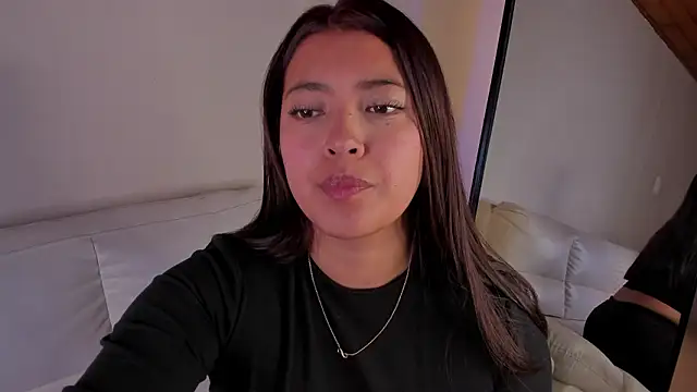 Snapshot of Rebeca_Williams_ chatting on 03/25/26, 12:44 Rebeca Williams online show from 03/25/26, 12:44