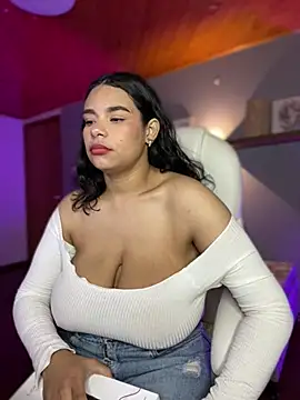 Isabella boobd online show from 12/17/24, 12:54