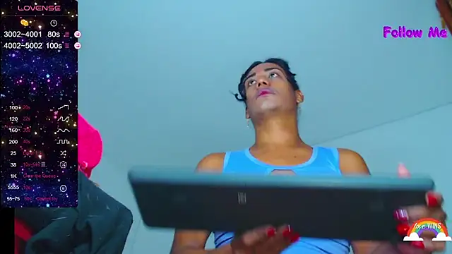 Snapshot of Ts_veryhot chatting on 12/14/24, 12:01 Ts veryhot online show from 12/14/24, 12:01